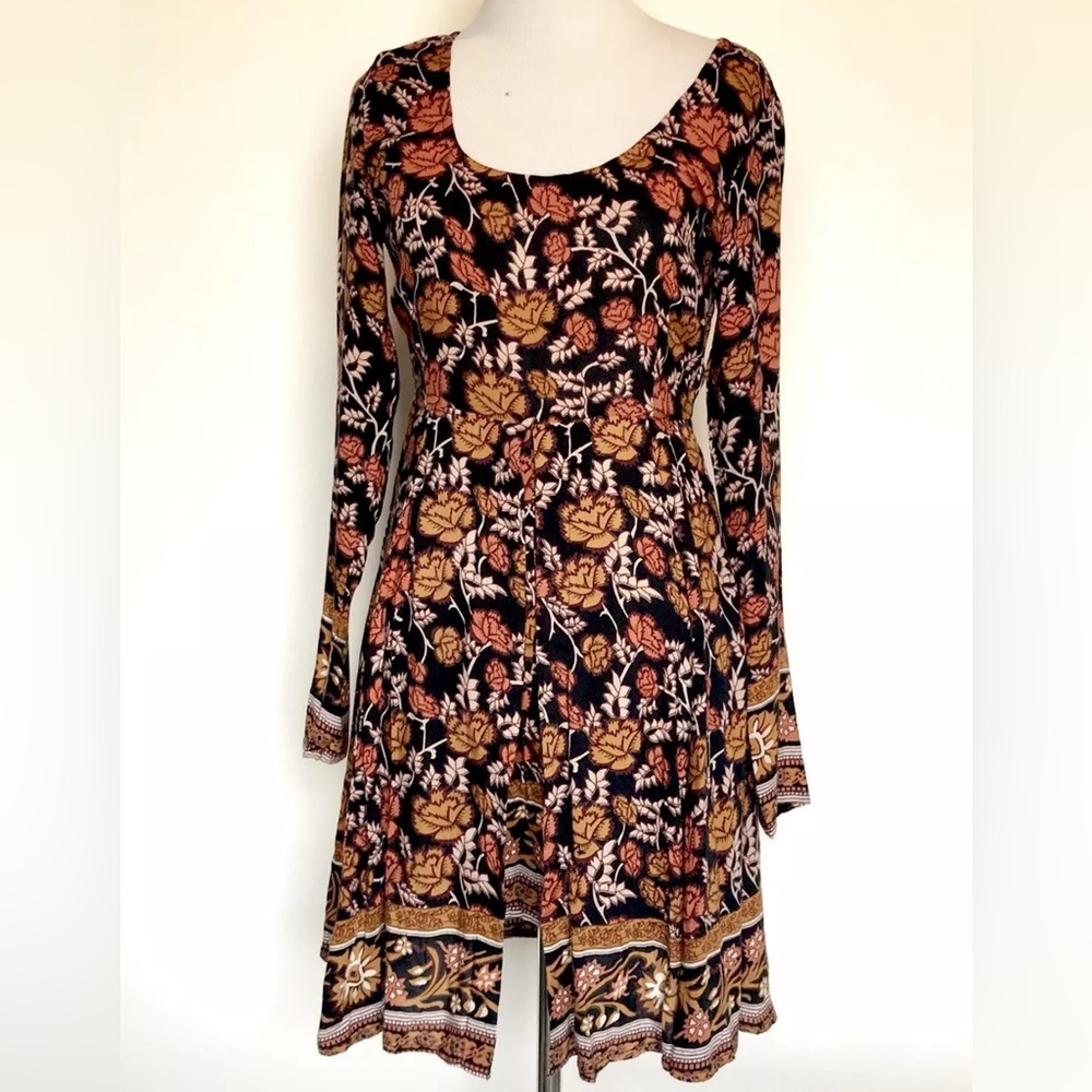 Raga Floral Long Sleeve Dress – Perfect for Fall 🍁 (Like New)